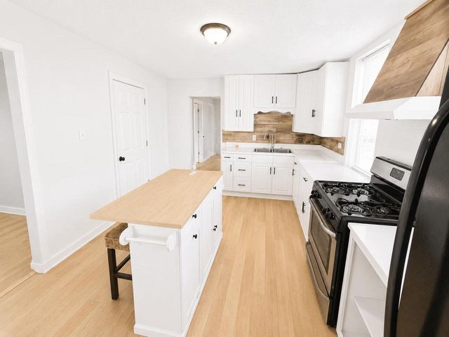 1325 Villa STREET, Racine, WI 53403