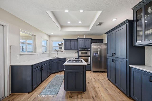 527 Caney Creek Drive, Livingston, TX 77351