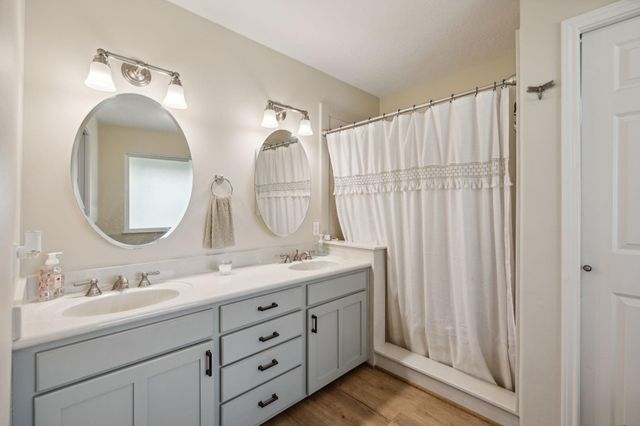 527 Caney Creek Drive, Livingston, TX 77351