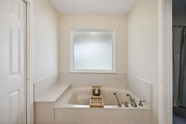 527 Caney Creek Drive, Livingston, TX 77351