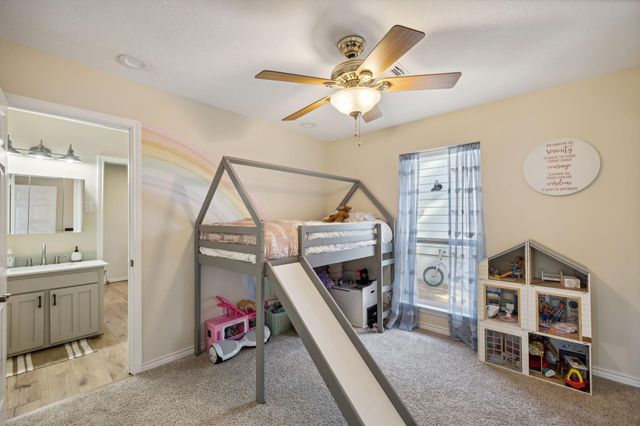 527 Caney Creek Drive, Livingston, TX 77351