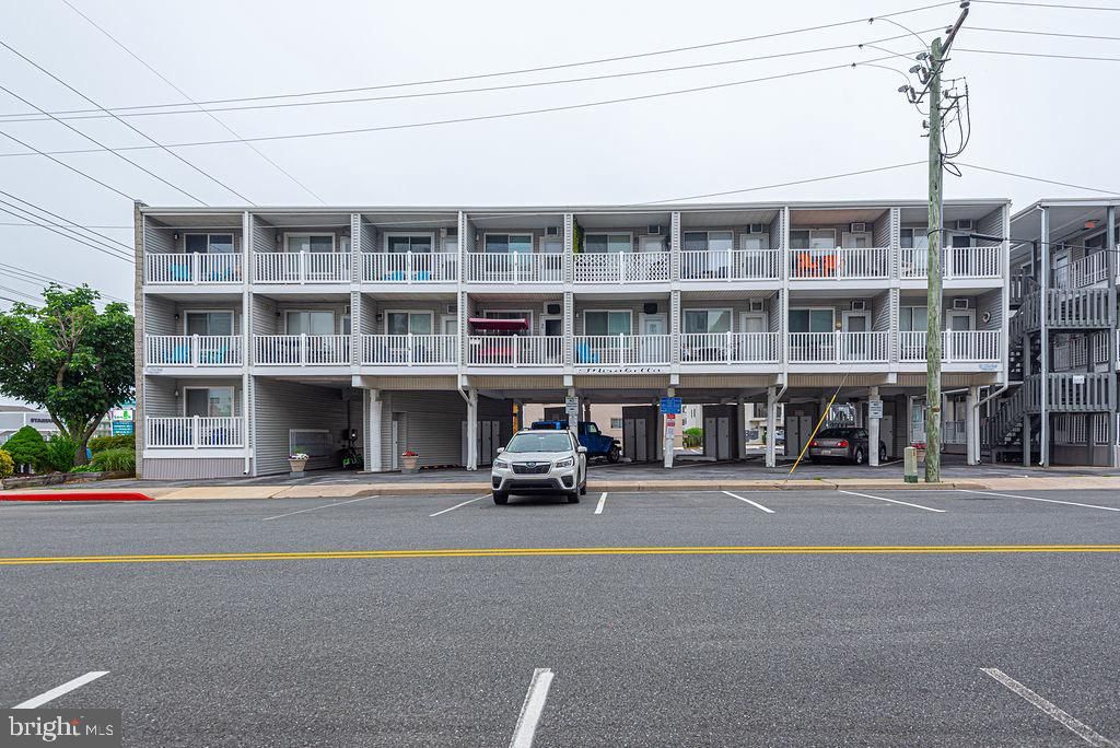 12 122ND ST #3B, Ocean City, MD 21842