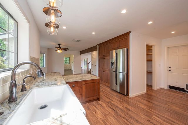 5620 China Hill Rd, El Dorado, CA 95623