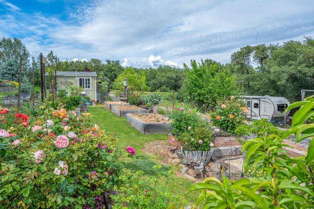 5620 China Hill Rd, El Dorado, CA 95623