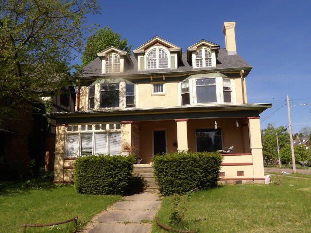 31 Orchard Place, Battle Creek, MI 49017