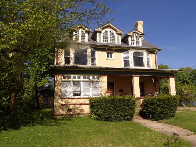 31 Orchard Place, Battle Creek, MI 49017