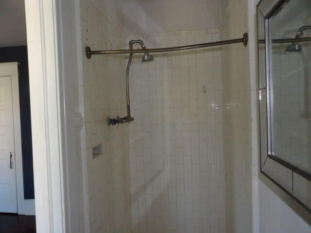 31 Orchard Place, Battle Creek, MI 49017