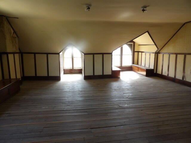 31 Orchard Place, Battle Creek, MI 49017