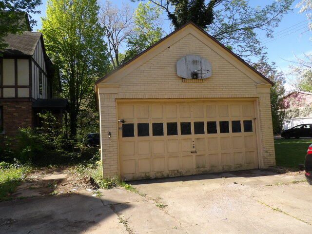 31 Orchard Place, Battle Creek, MI 49017