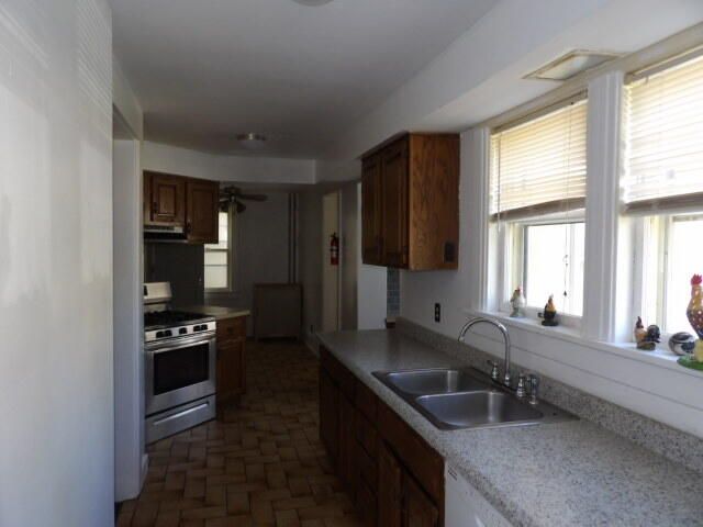 31 Orchard Place, Battle Creek, MI 49017