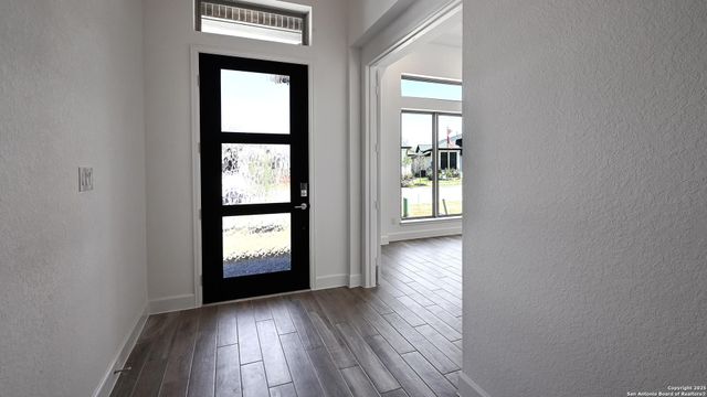 623 Alta Circle, New Braunfels, TX 78132