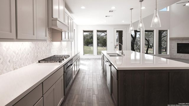 623 Alta Circle, New Braunfels, TX 78132