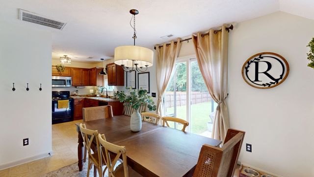 702 Cottoncloud Dr, Lebanon, TN 37090