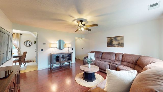 702 Cottoncloud Dr, Lebanon, TN 37090