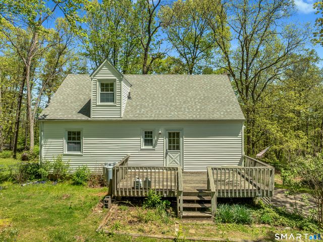 89 Lighthouse Road, Woodbury, CT 06798