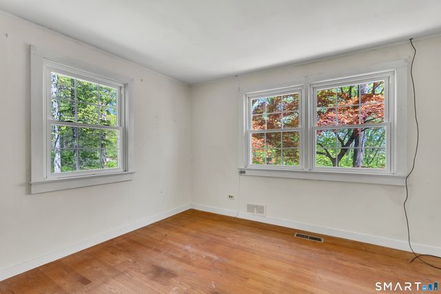 89 Lighthouse Road, Woodbury, CT 06798