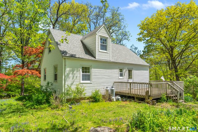 89 Lighthouse Road, Woodbury, CT 06798