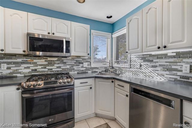 27823 Roy Street, Saint Clair Shores, MI 48081