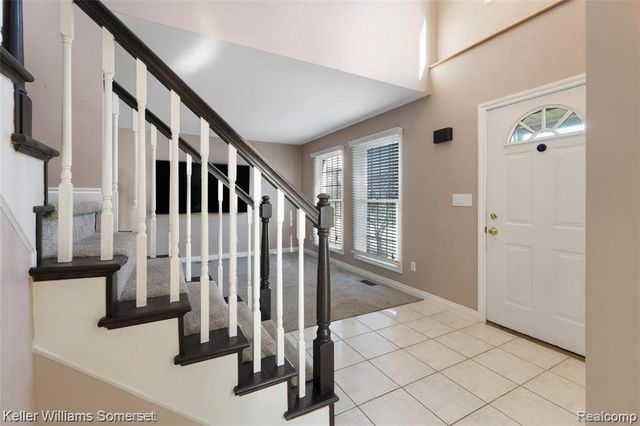 27823 Roy Street, Saint Clair Shores, MI 48081