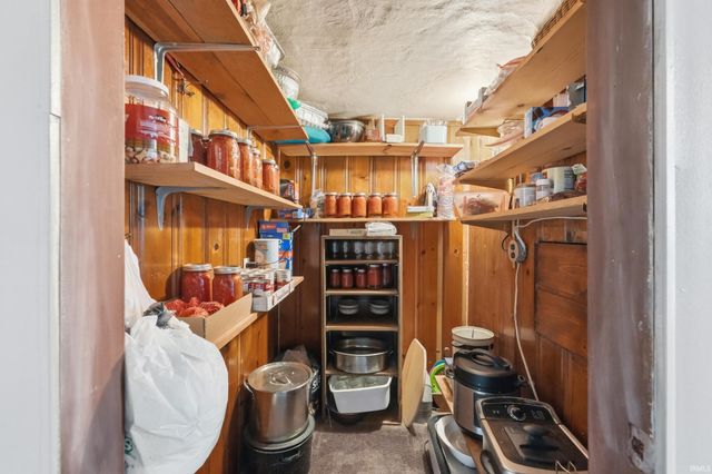 10900 N 900 W Road, Huntington, IN 46750