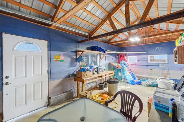 10900 N 900 W Road, Huntington, IN 46750