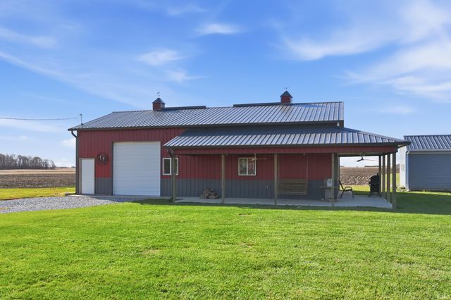 10900 N 900 W Road, Huntington, IN 46750