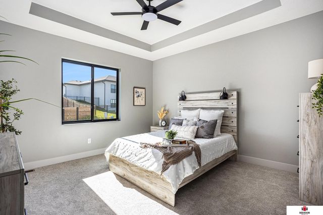 9435 Breashears Street, Lincoln, NE 68516