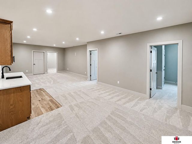 9435 Breashears Street, Lincoln, NE 68516
