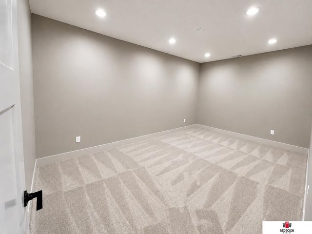 9435 Breashears Street, Lincoln, NE 68516