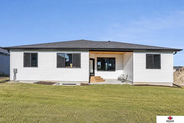 9435 Breashears Street, Lincoln, NE 68516