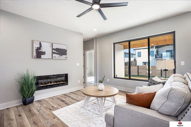 9435 Breashears Street, Lincoln, NE 68516