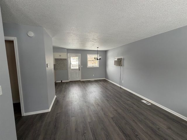 57704 Rumshire Drive, Mattawan, MI 49071