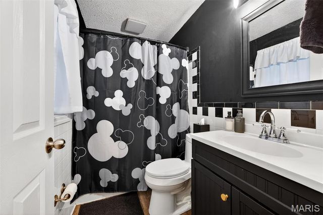 3118 Woodbridge Drive, St Charles, MO 63303