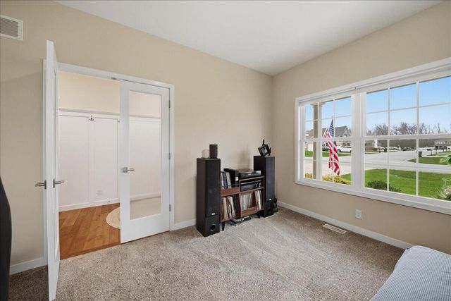 1040 Preserve Lane, Chesterton, IN 46304