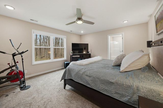 1040 Preserve Lane, Chesterton, IN 46304