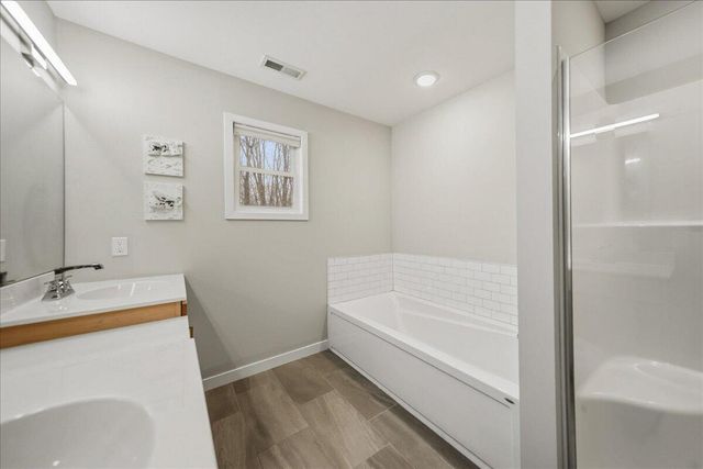 1040 Preserve Lane, Chesterton, IN 46304