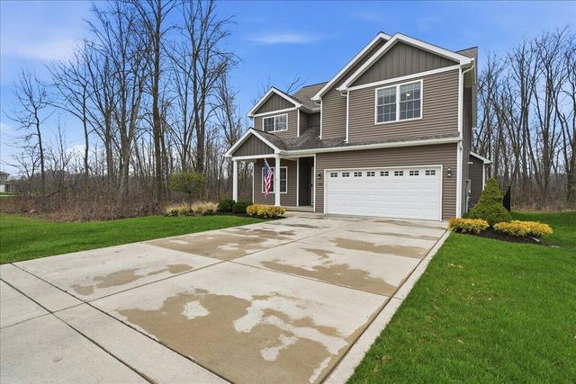 1040 Preserve Lane, Chesterton, IN 46304