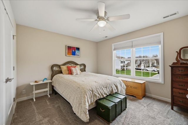 1040 Preserve Lane, Chesterton, IN 46304