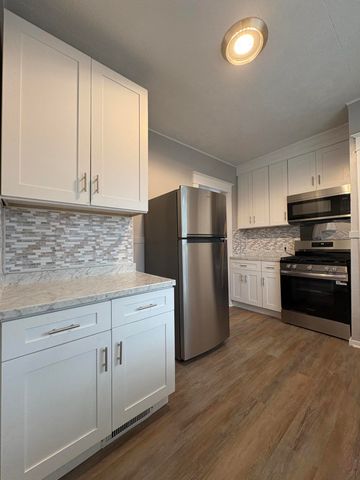 1214 Lafayette Avenue SE, Grand Rapids, MI 49507