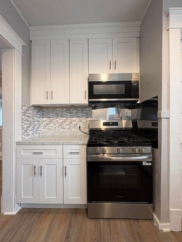 1214 Lafayette Avenue SE, Grand Rapids, MI 49507