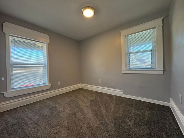 1214 Lafayette Avenue SE, Grand Rapids, MI 49507