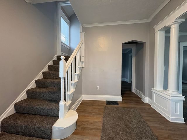 1214 Lafayette Avenue SE, Grand Rapids, MI 49507