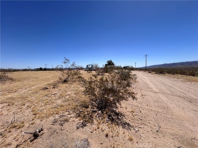 62756 Petunia Dr, Joshua Tree, CA 92252