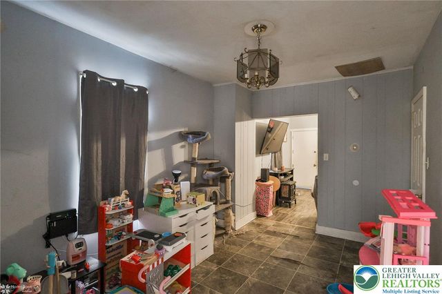 317 North Law Street, Allentown City, PA 18102