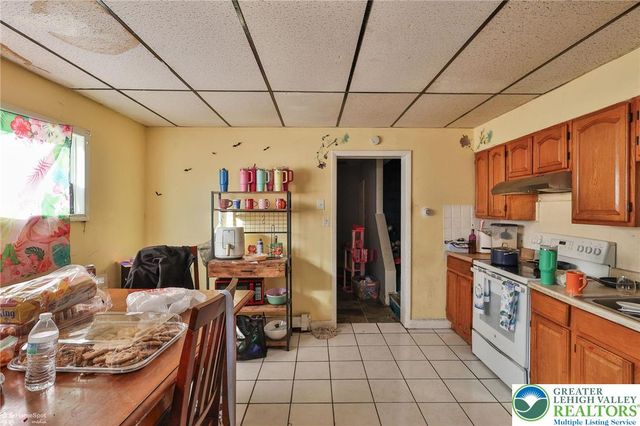 317 North Law Street, Allentown City, PA 18102