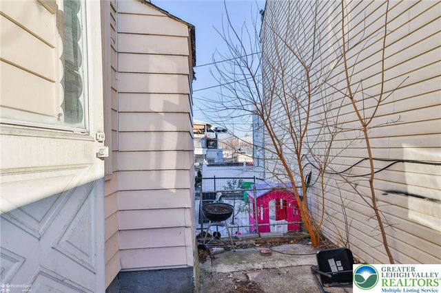 317 North Law Street, Allentown City, PA 18102