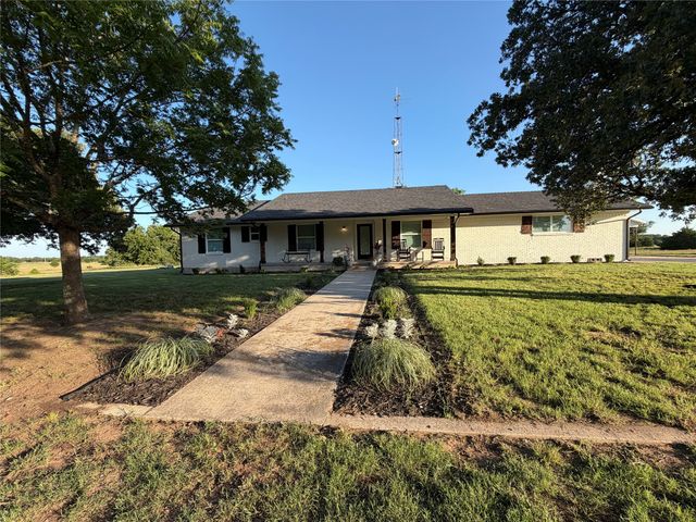 1306 Mcdaniel Street, Callisburg, TX 76240
