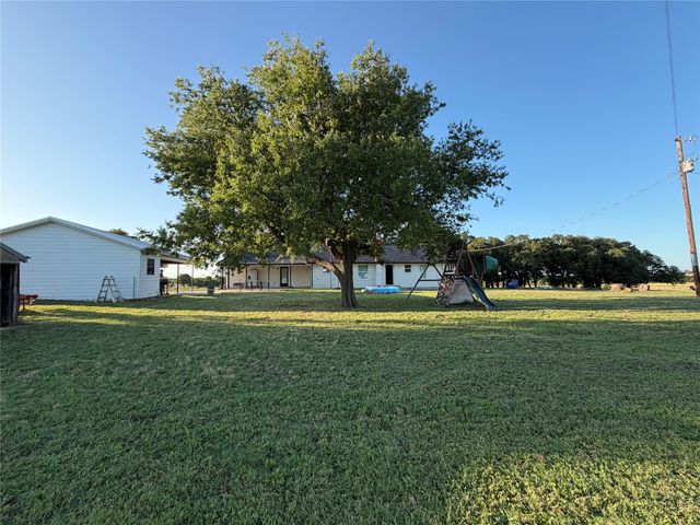 1306 Mcdaniel Street, Callisburg, TX 76240