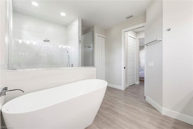 4600 Key Largo LN, Bonita Springs, FL 34134