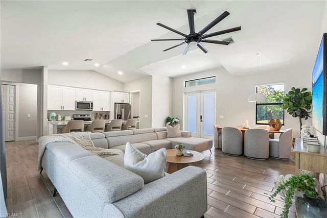 4600 Key Largo LN, Bonita Springs, FL 34134